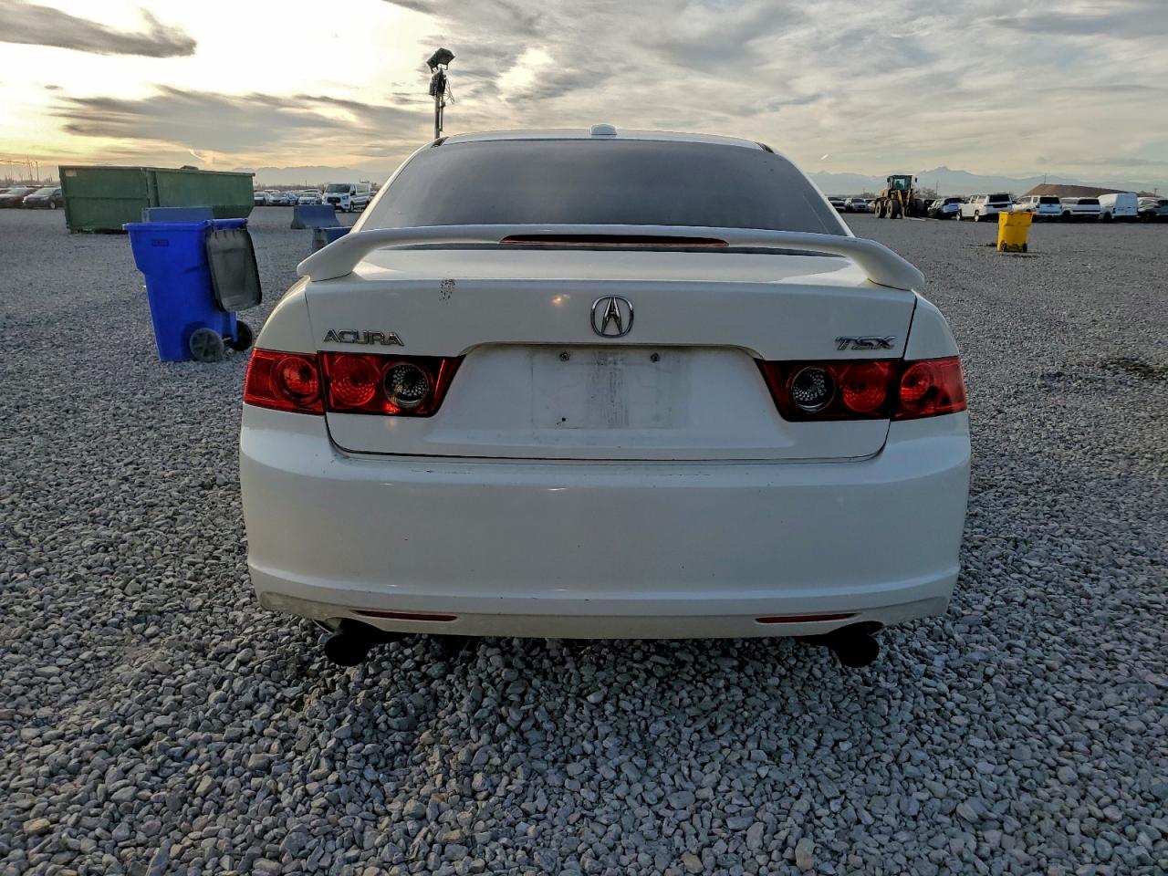 Acura TSX Image 12