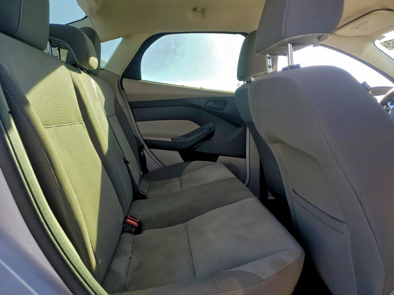 Ford Focus Se Image 6