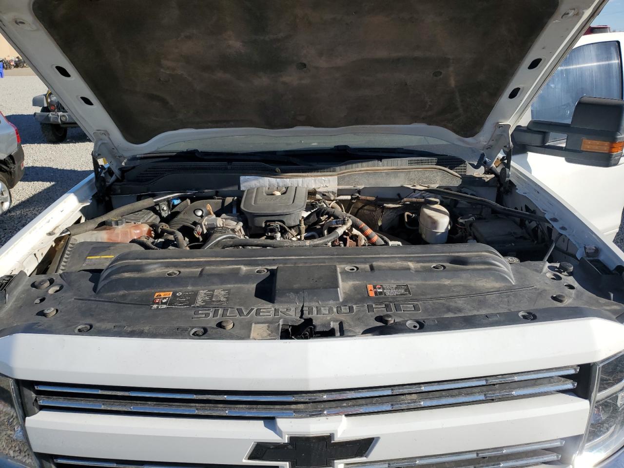 Chevrolet Silverado K3500 Lt Image 9