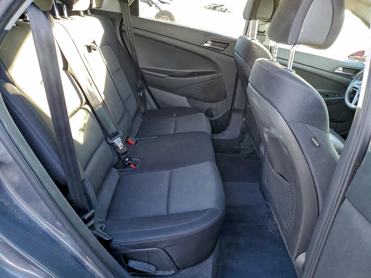 Hyundai TUCSON Limited Image 12