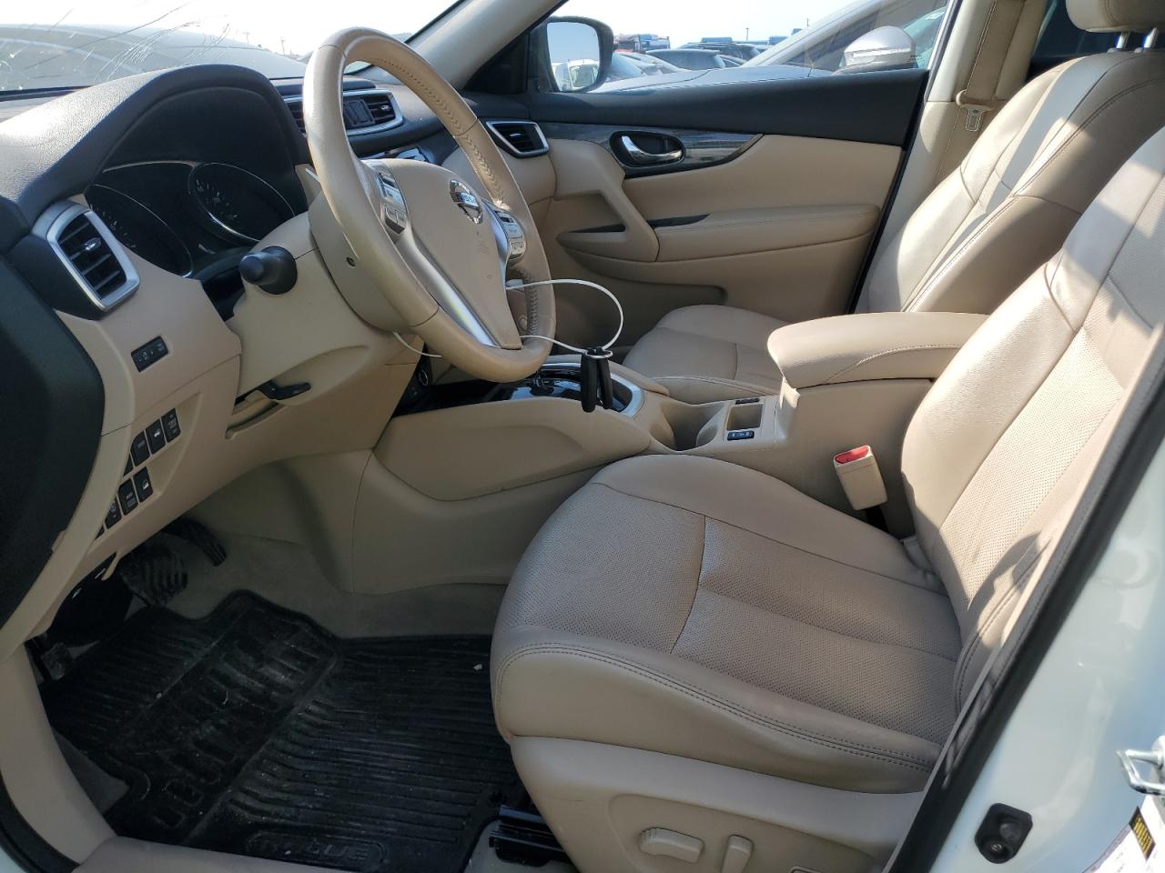 Nissan Rogue S Image 5