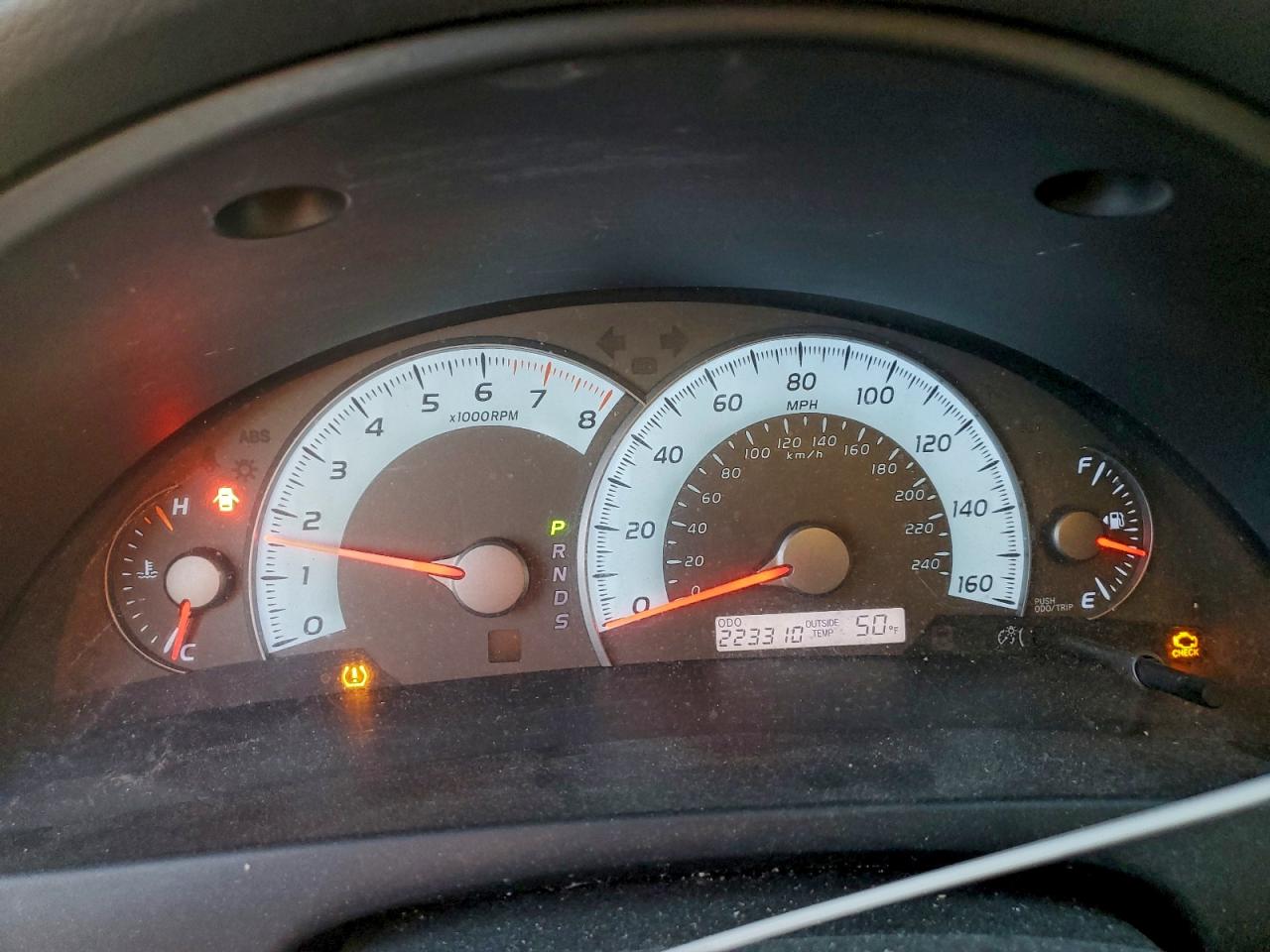 Toyota Camry Se Image 11