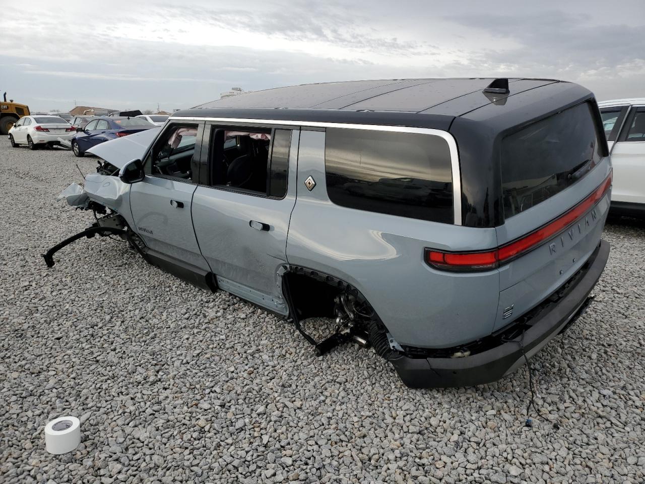 Rivian Ris Adventure Image 2