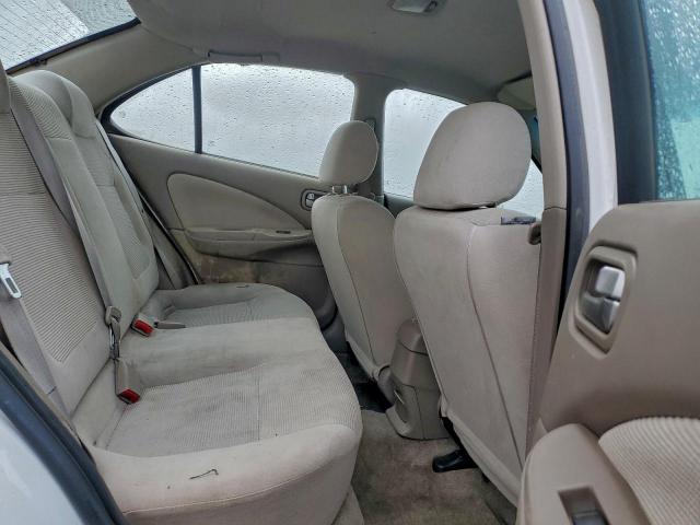 Nissan Sentra 1.8s Image 10