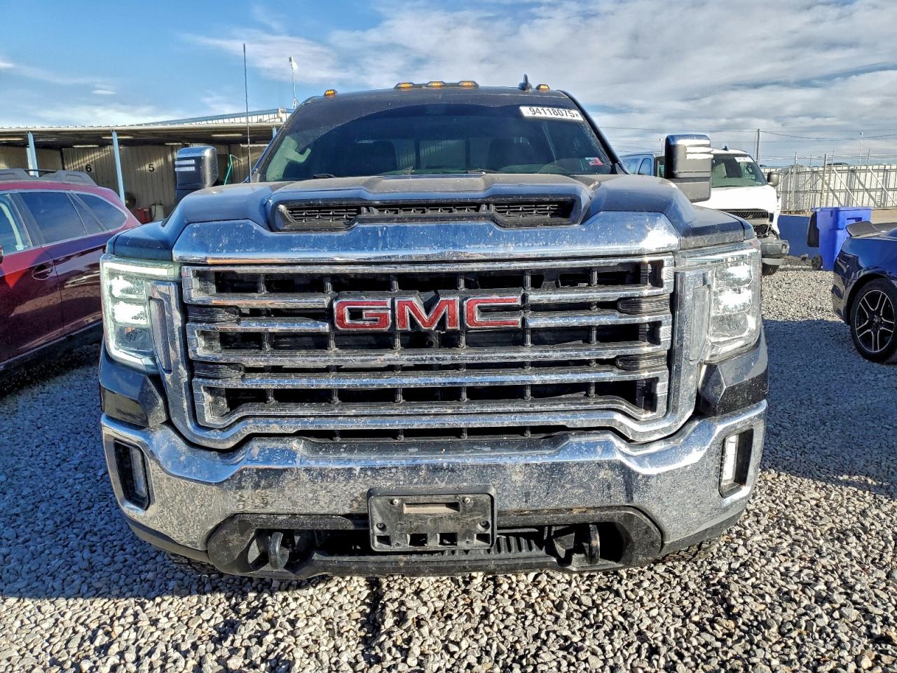 GMC Sierra K2500 Slt Image 4