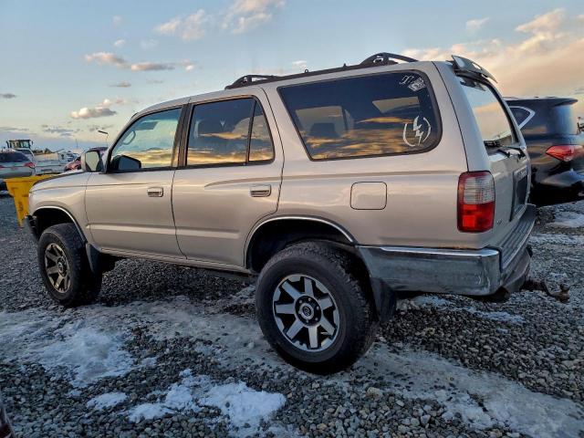 Toyota 4Runner Sr5 Image 11