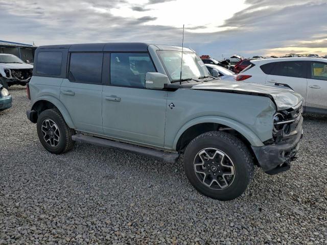 Ford Bronco Base Image 6