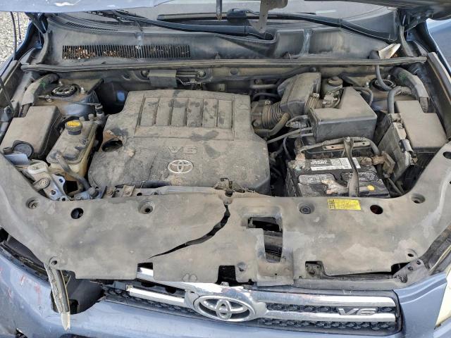 Toyota RAV4 Limited Image 9