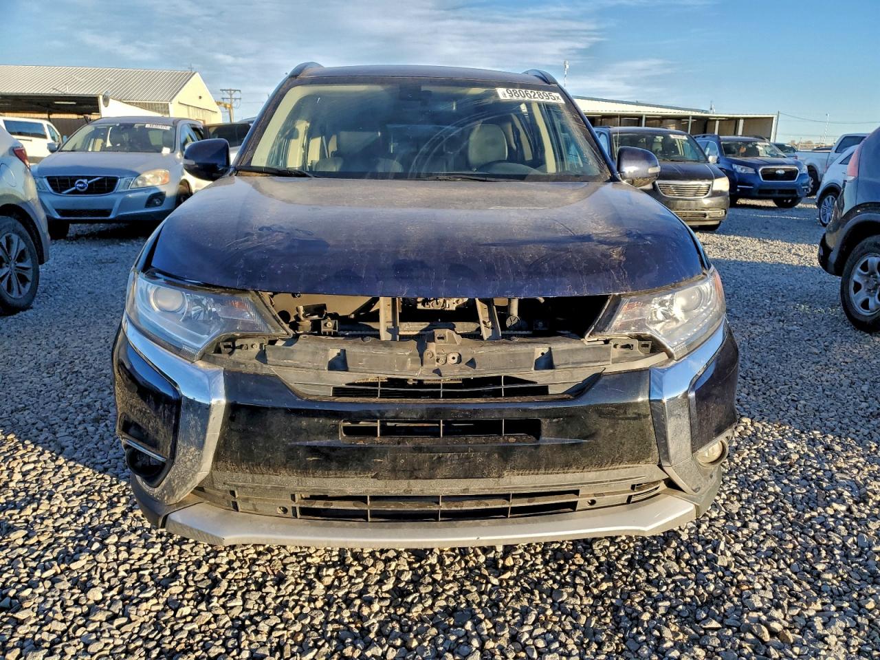 Mitsubishi Outlander Se Image 8