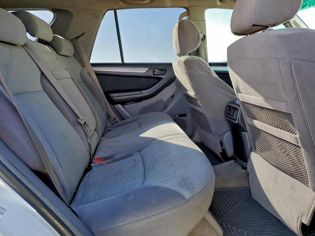 Toyota 4Runner Sr5 Image 13