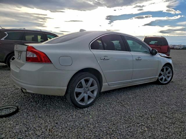 Volvo S80 V8 Image 12