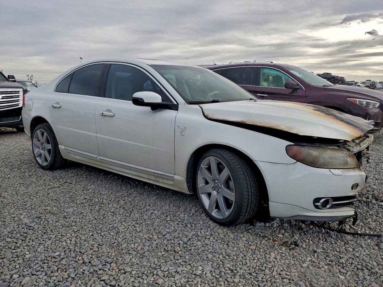 Volvo S80 V8 Image 6