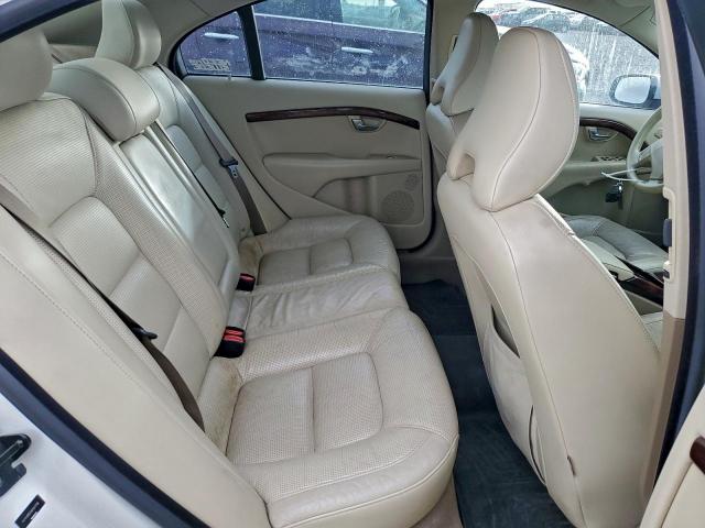 Volvo S80 V8 Image 11