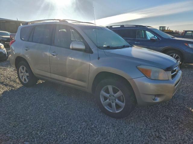 Toyota RAV4 Limited Image 3