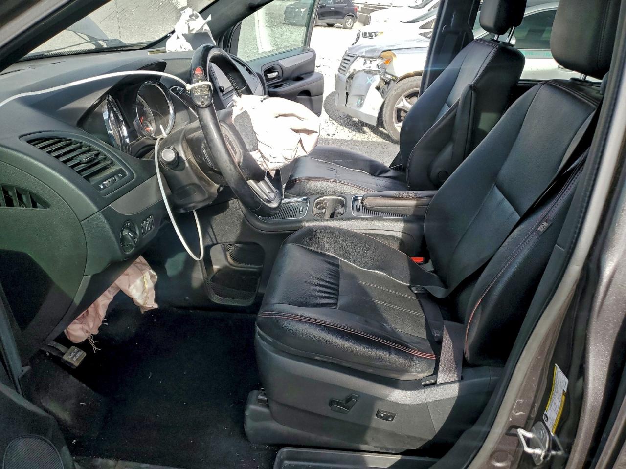 Dodge Caravan Gt Image 6