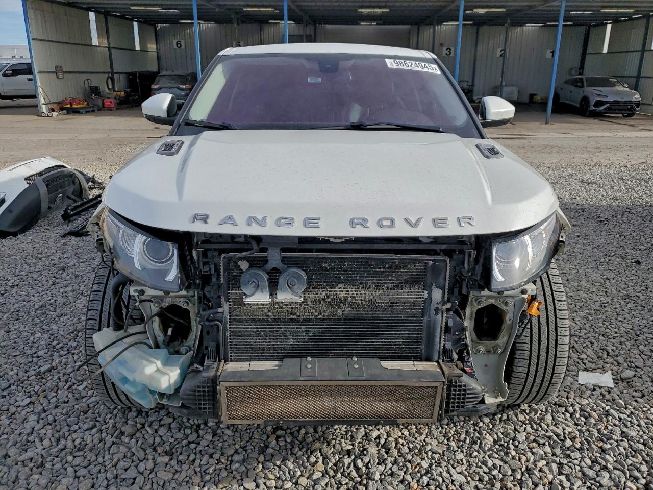 Land Rover Range Rover Pure Plus Image 6