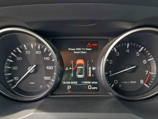 Land Rover Range Rover Pure Plus Image 8