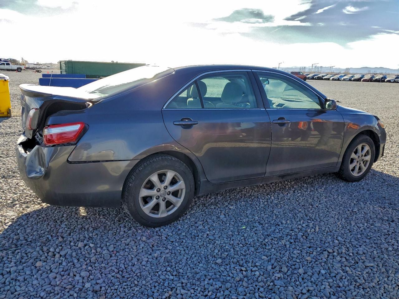 Toyota Camry Ce Image 4