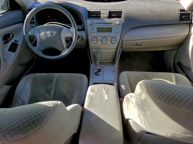 Toyota Camry Ce Image 8