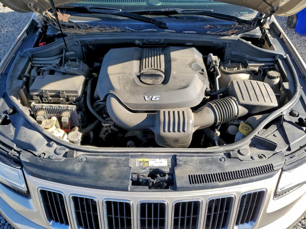 Jeep Grand Cherokee Limited Image 12