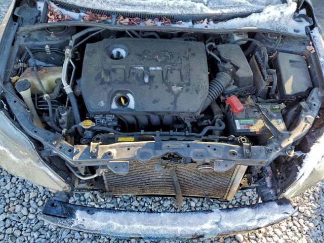 Toyota Corolla Base Image 7