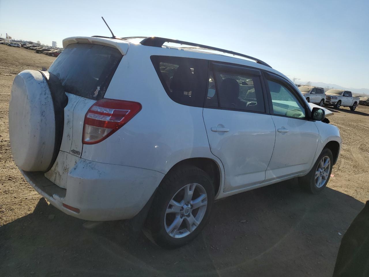 Toyota RAV4 Image 13