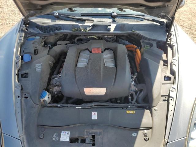 Porsche Cayenne S Hybrid Image 8