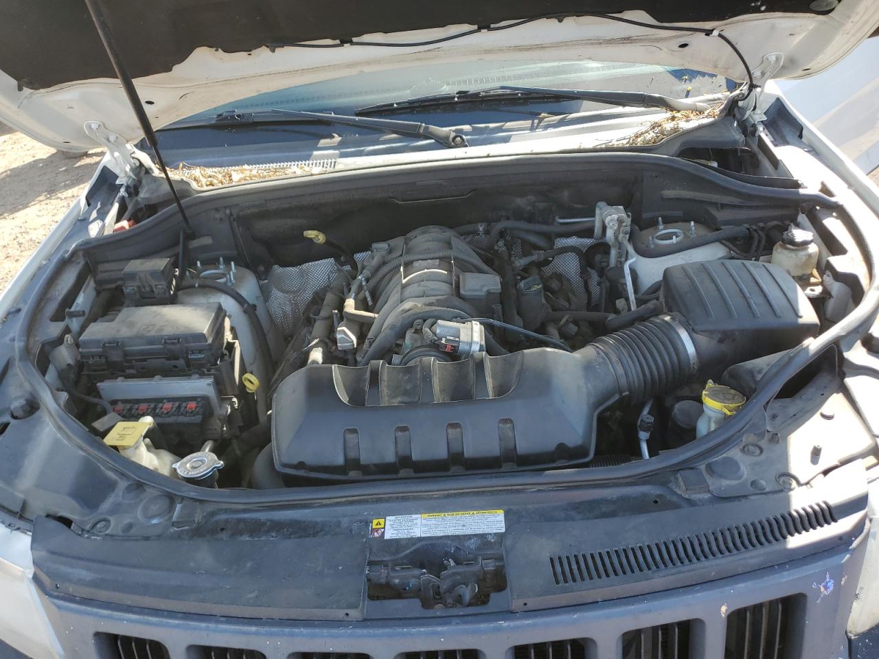 Jeep Grand Cherokee Laredo Image 9