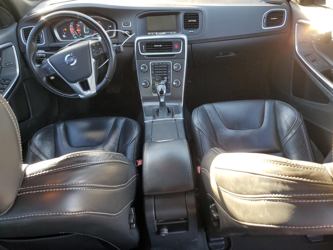 Volvo S60 Premier+ Image 9
