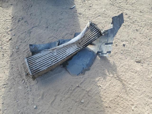 Mercedes-Benz GLA 250 4matic Image 4