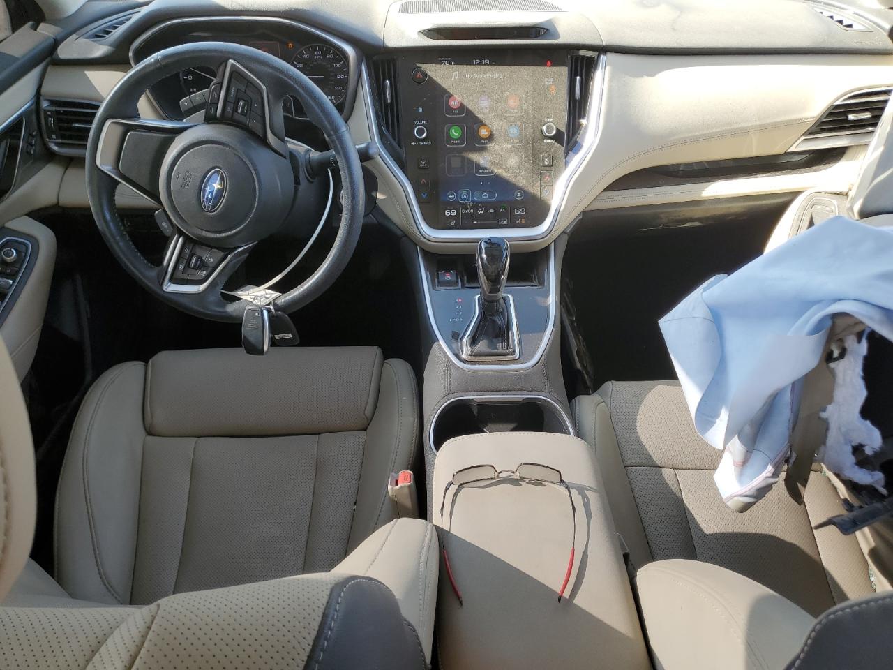 Subaru Legacy Limited Image 10