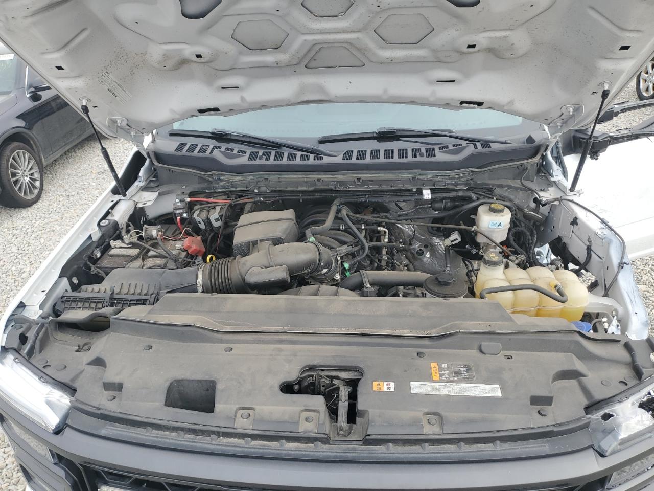 Ford F-350 Super Duty Image 9