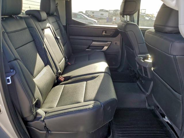 Toyota Tundra Crewmax Sr Image 4