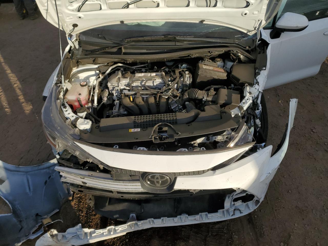 Toyota Corolla Le Image 2