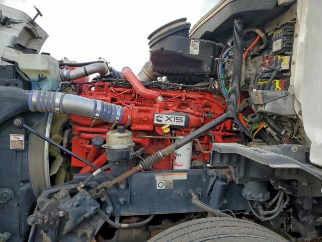 Peterbilt 579 Image 9