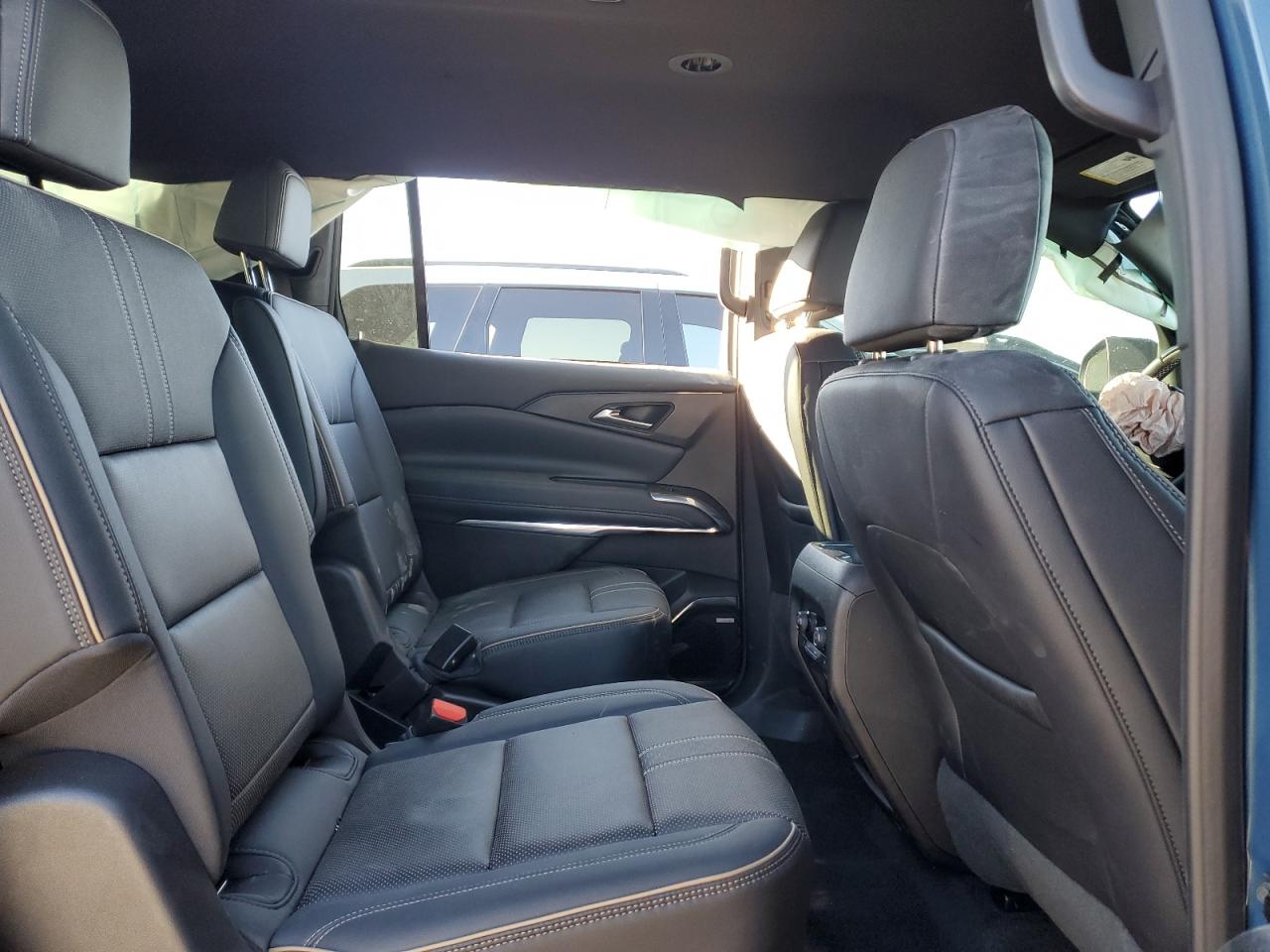 Chevrolet Traverse High Country Image 7