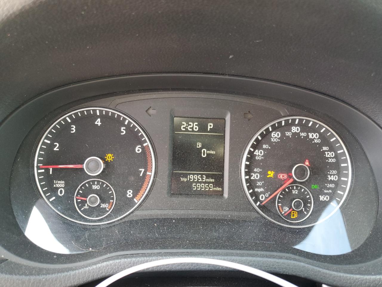 Volkswagen Passat S Image 11