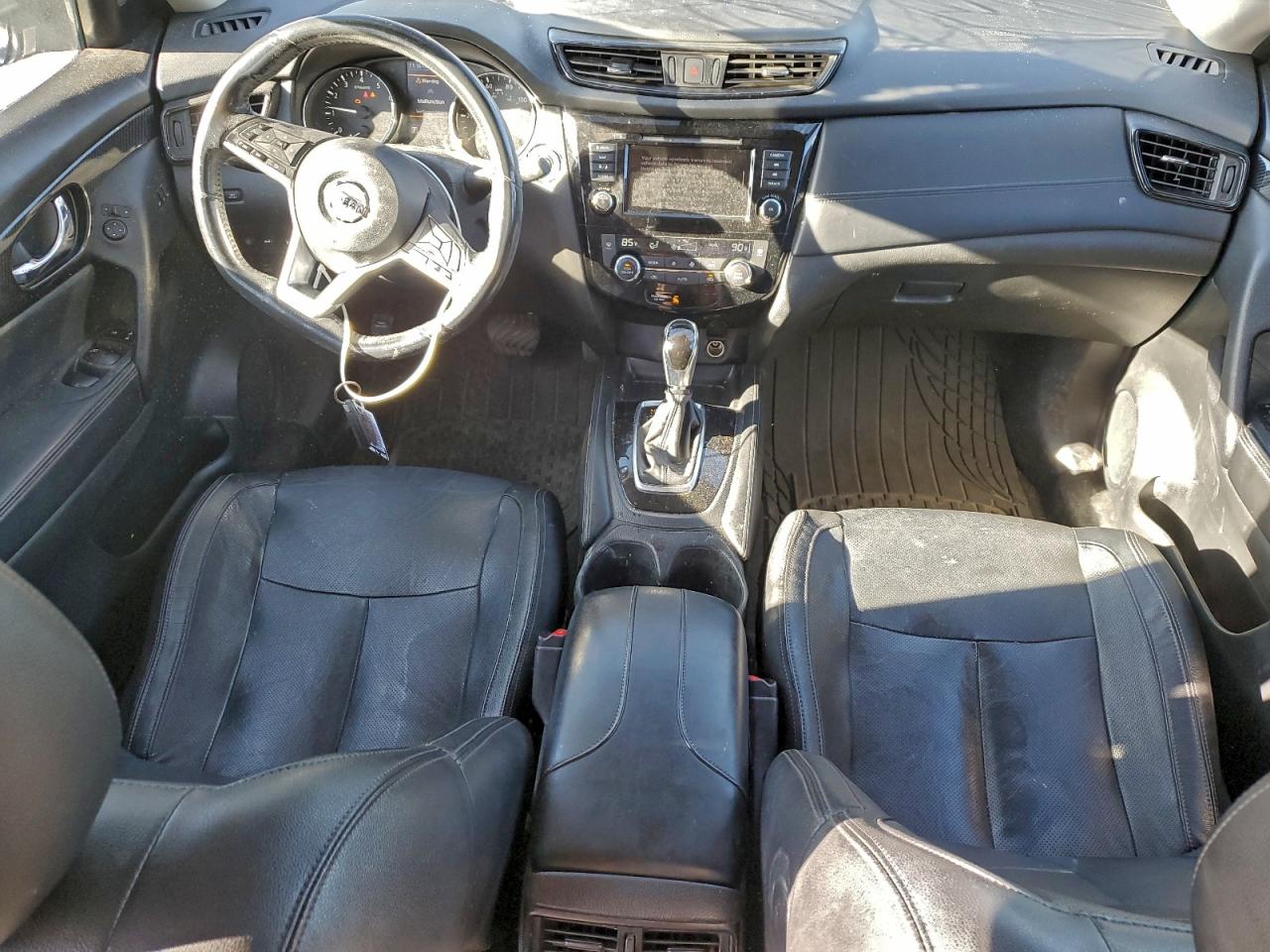 Nissan Rogue S Image 12