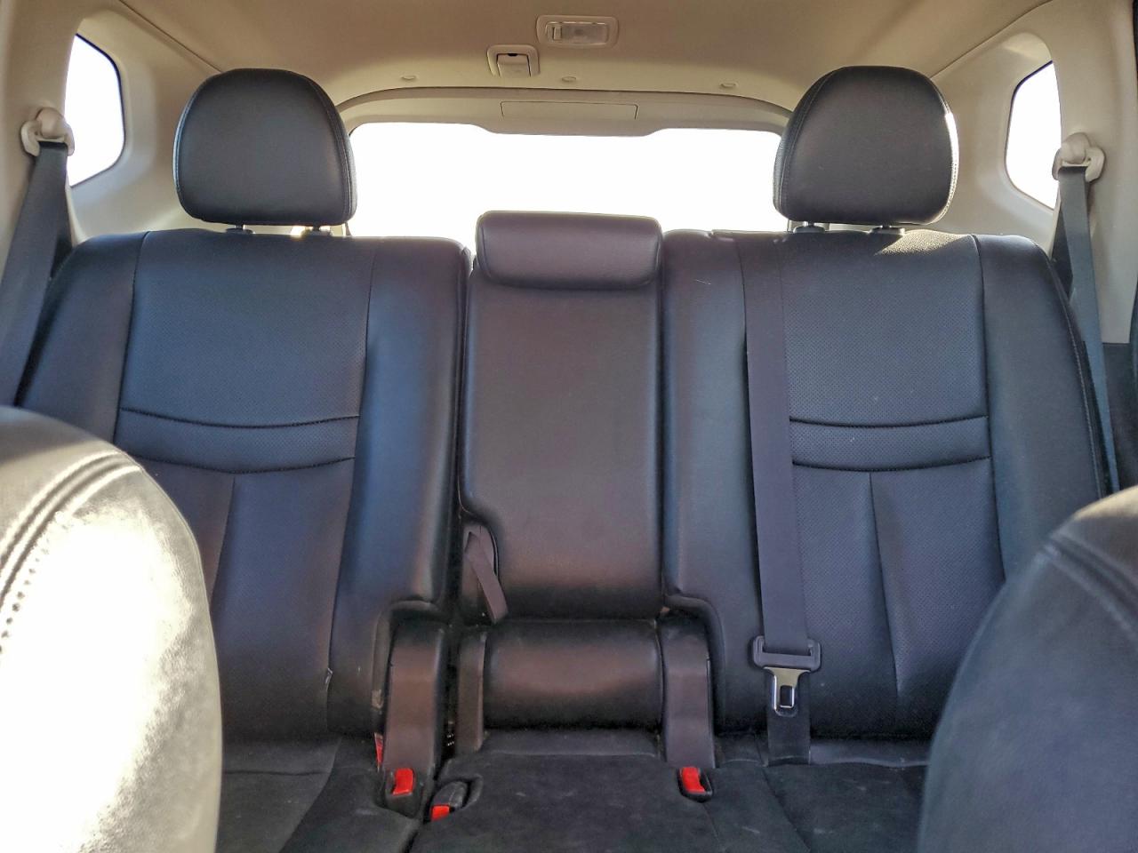 Nissan Rogue S Image 11