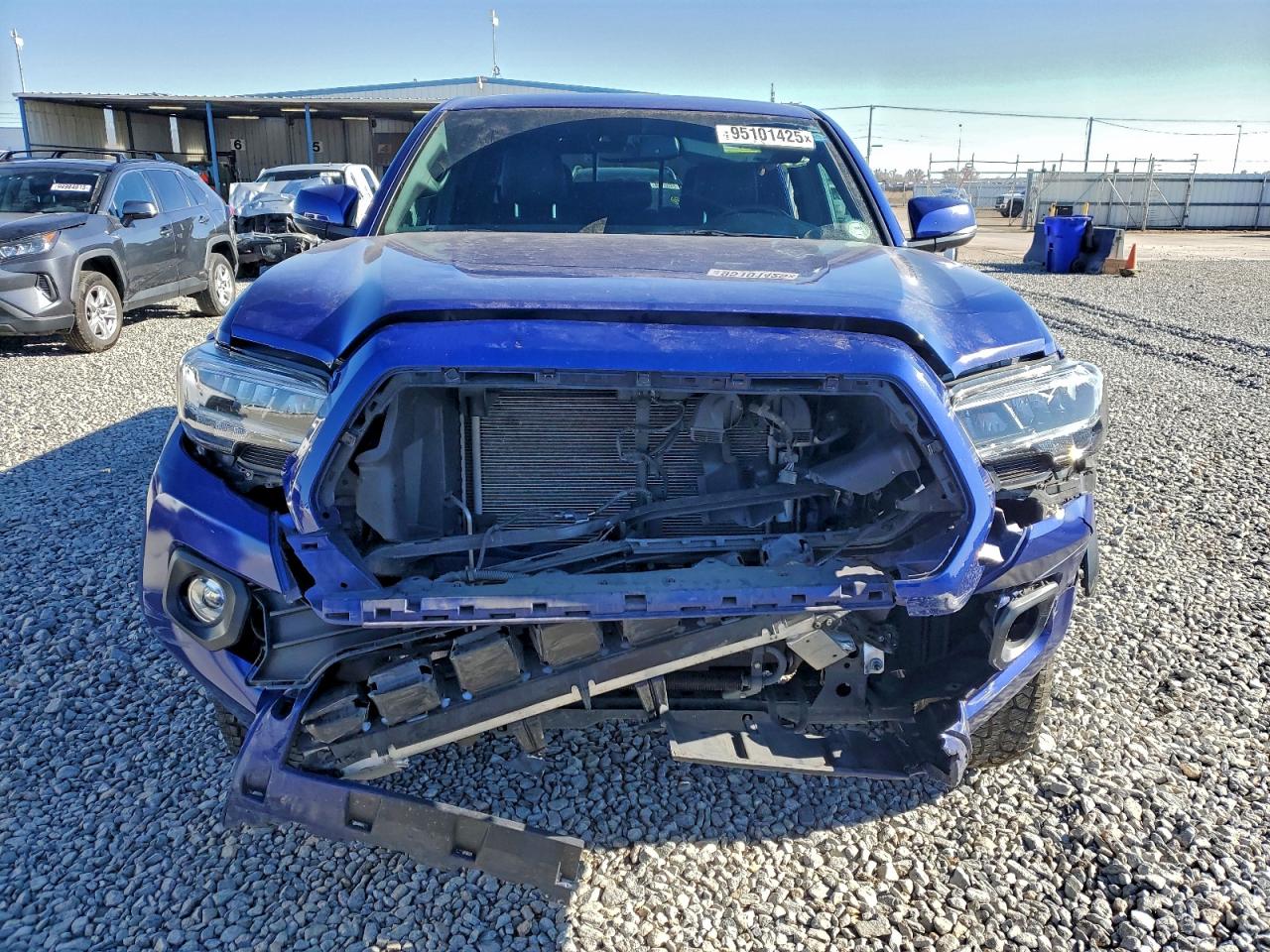 Toyota Tacoma Double Cab Image 4