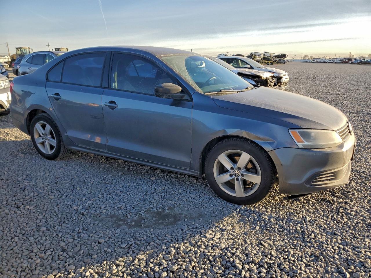 Volkswagen Jetta Base Image 12
