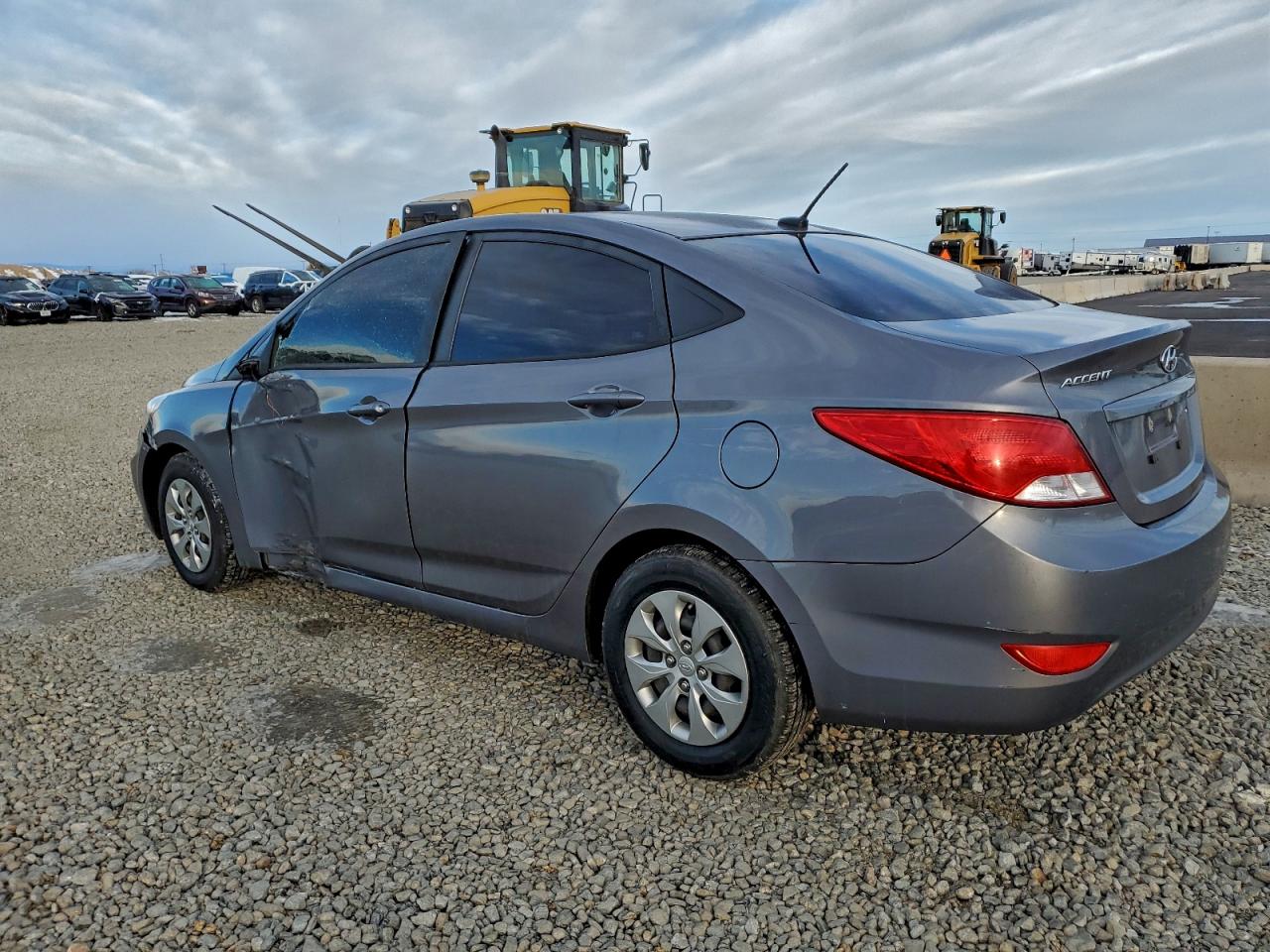 Hyundai ACCENT Se Image 2