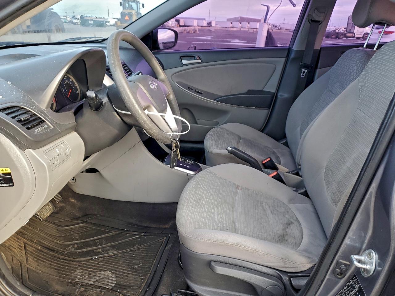 Hyundai ACCENT Se Image 6