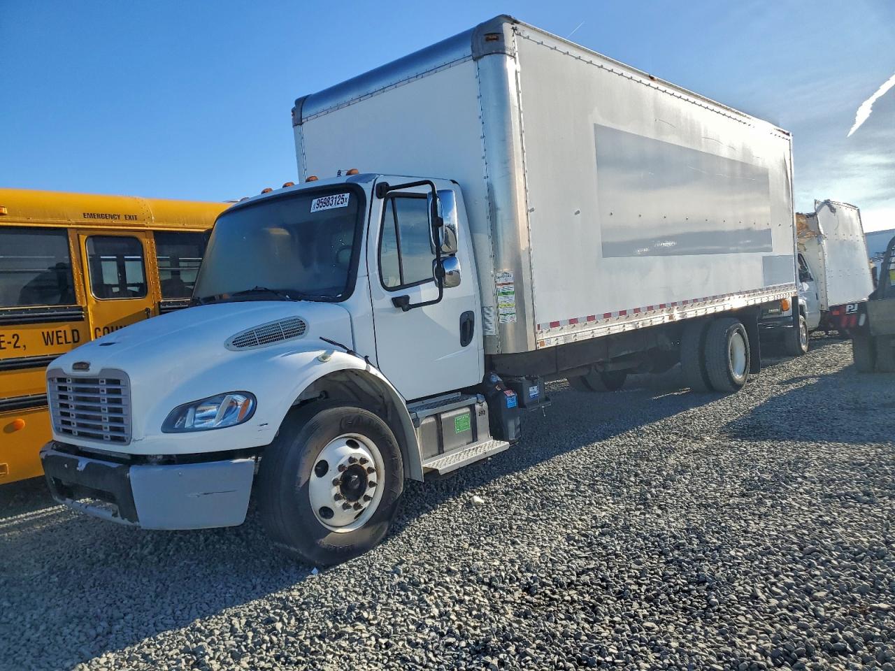 Freightliner M2 106 Medium Duty Image 1