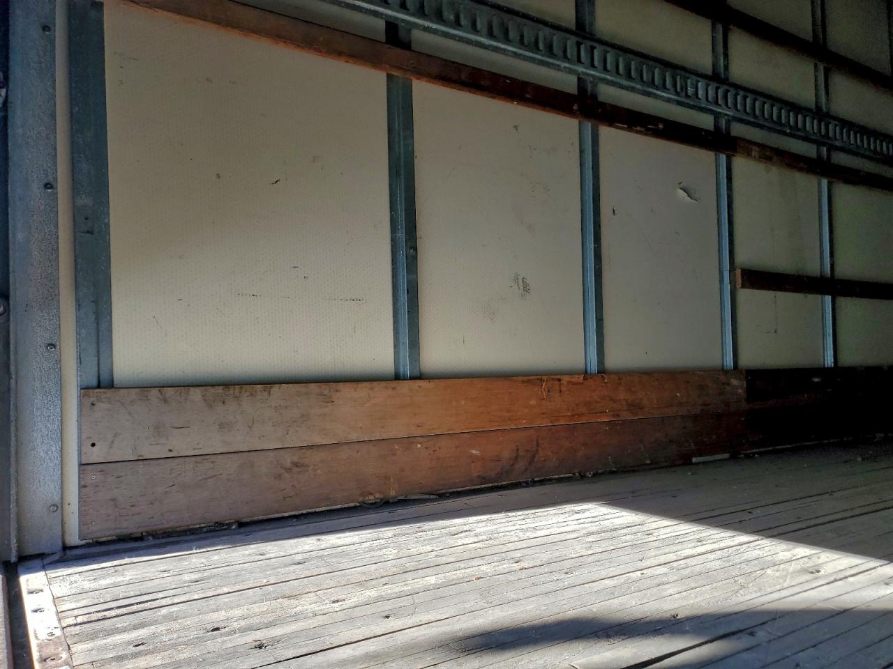 Freightliner M2 106 Medium Duty Image 10