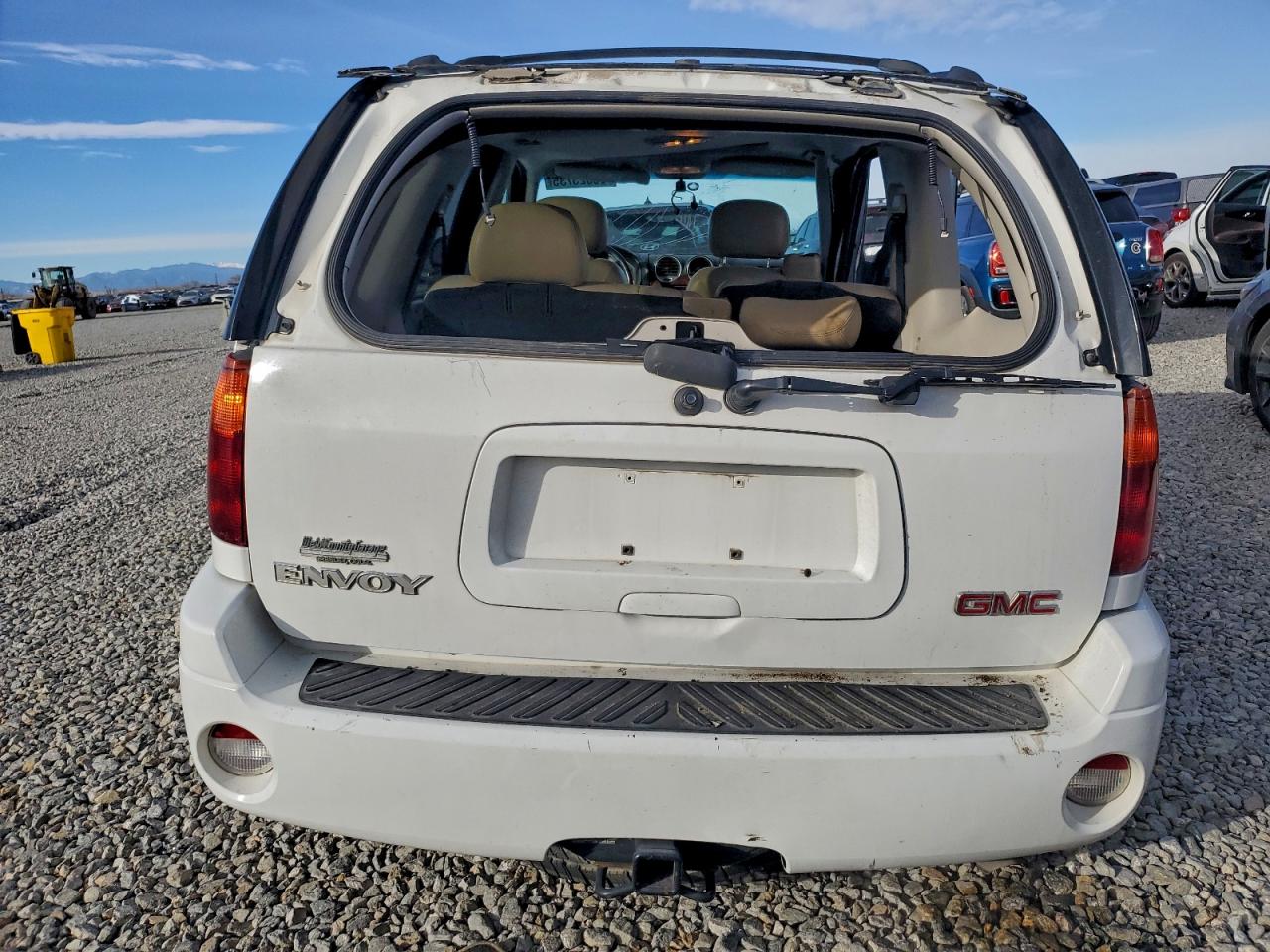 GMC Envoy Image 9