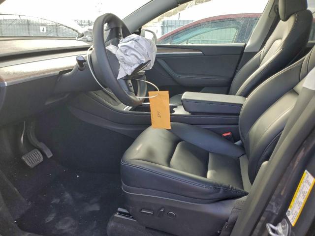 Tesla Model Y Image 10