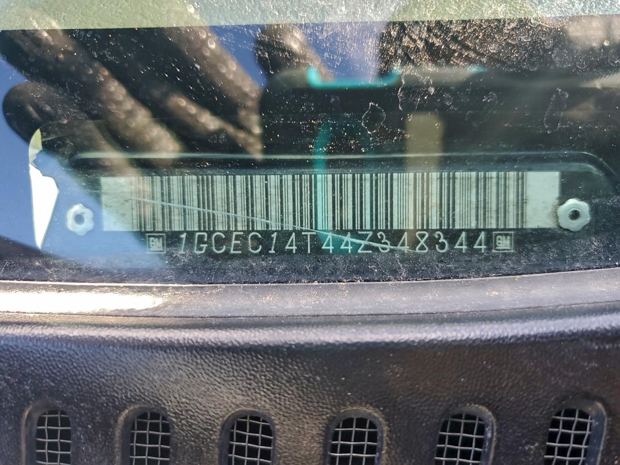 Chevrolet Silverado C1500 Image 11