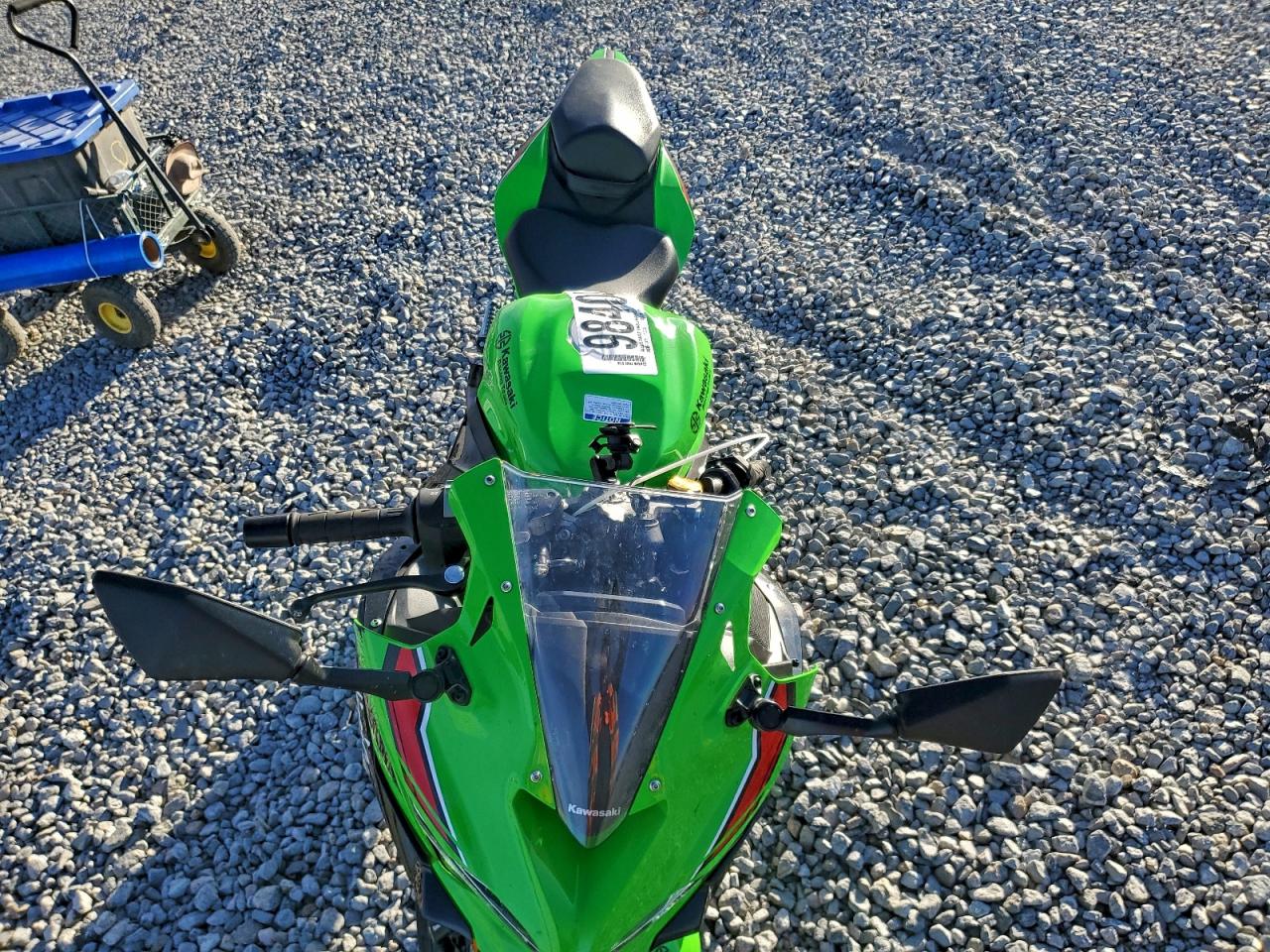 Kawasaki Zx400 S S Image 5
