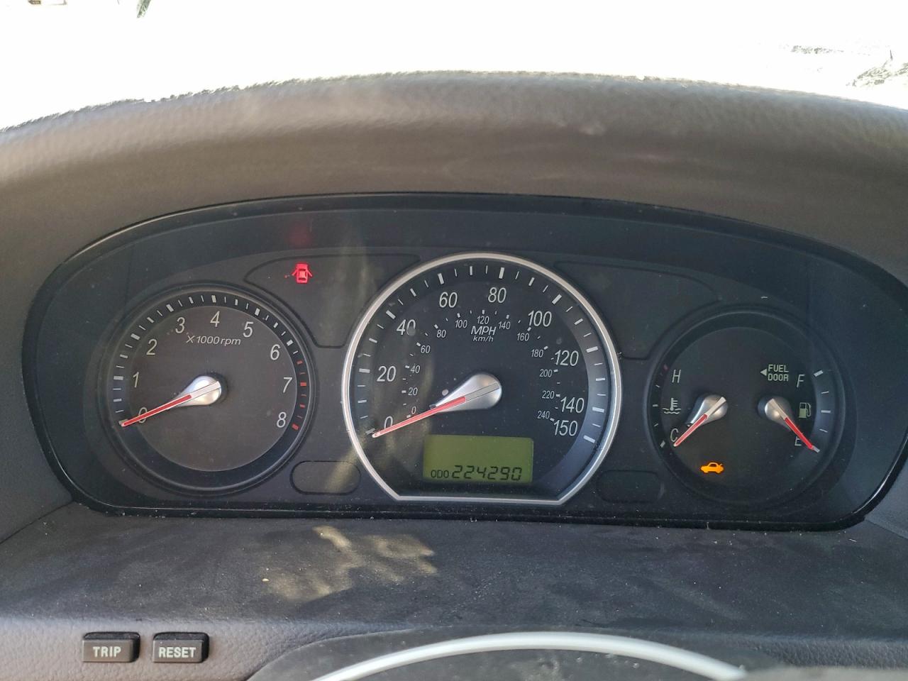 Hyundai SONATA Gls Image 11